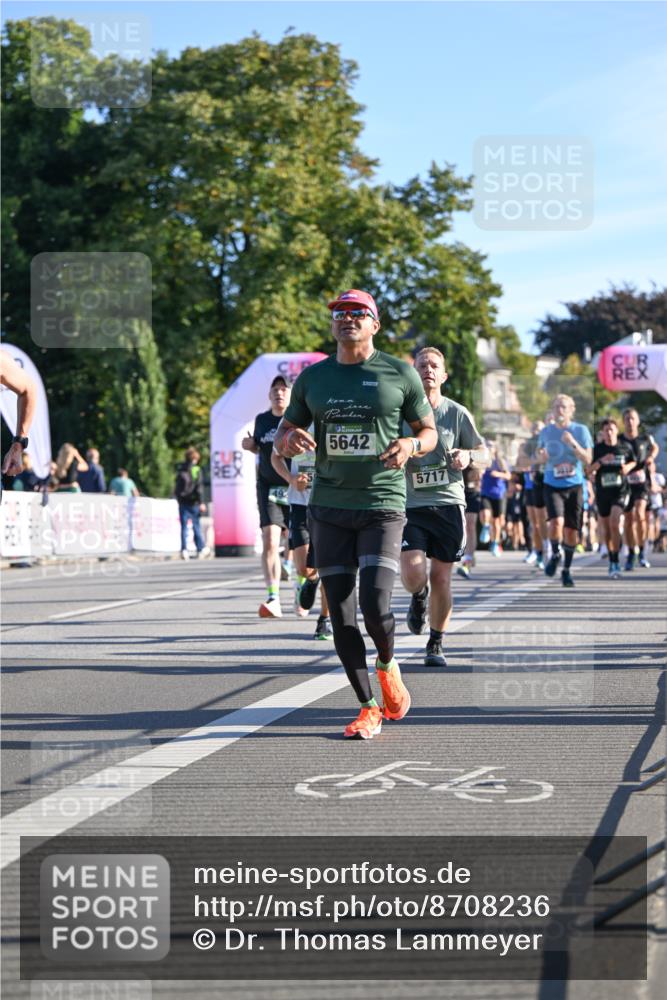 07.09.2025 - BARMER Alsterlauf Dr. Thomas Lammeyer http://msf.ph/oto/8708236 07.09.2025 09:30:09 Laufen 25, 5642, 5717 meine-sportfotos.de