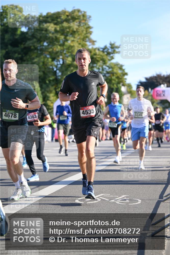 07.09.2025 - BARMER Alsterlauf Dr. Thomas Lammeyer http://msf.ph/oto/8708272 07.09.2025 09:30:15 Laufen 36, 4678, 4363, 4535, 15316 meine-sportfotos.de