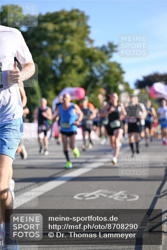 07.09.2025 - BARMER Alsterlauf Dr. Thomas Lammeyer http://msf.ph/oto/8708290 07.09.2025 09:30:18 Laufen  meine-sportfotos.de