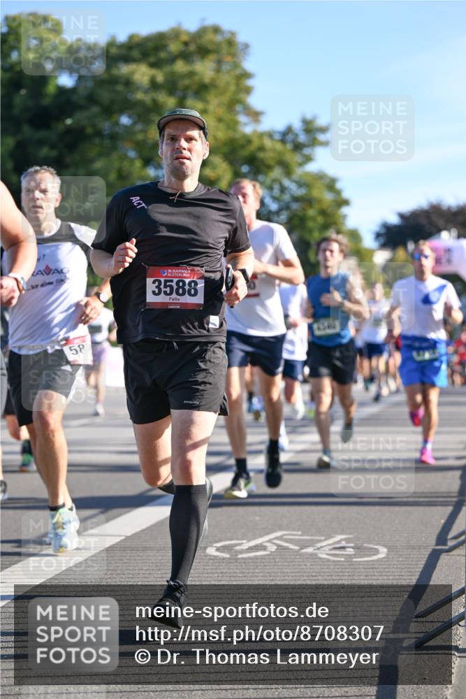 07.09.2025 - BARMER Alsterlauf Dr. Thomas Lammeyer http://msf.ph/oto/8708307 07.09.2025 09:30:21 Laufen 36, 3588, 58 meine-sportfotos.de