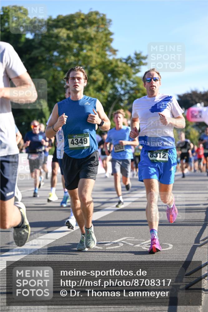 07.09.2025 - BARMER Alsterlauf Dr. Thomas Lammeyer http://msf.ph/oto/8708317 07.09.2025 09:30:23 Laufen 136, 4349, 8312 meine-sportfotos.de