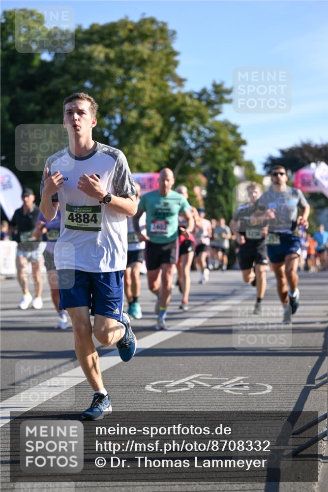 07.09.2025 - BARMER Alsterlauf Dr. Thomas Lammeyer http://msf.ph/oto/8708332 07.09.2025 09:30:26 Laufen 136, 4884 meine-sportfotos.de