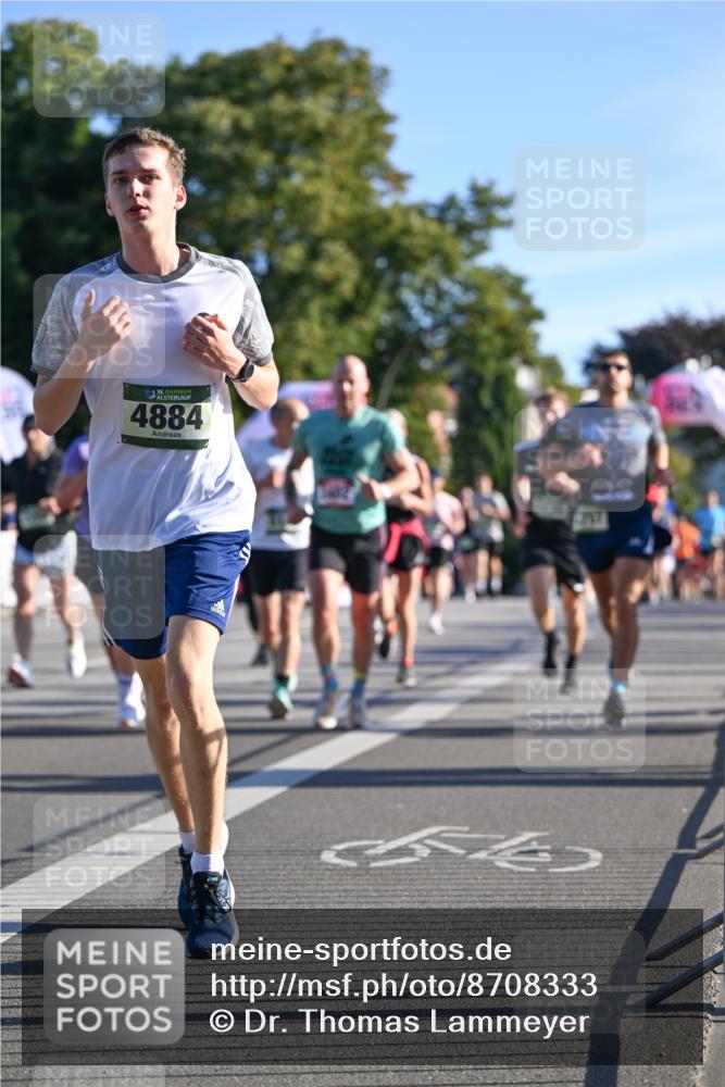 07.09.2025 - BARMER Alsterlauf Dr. Thomas Lammeyer http://msf.ph/oto/8708333 07.09.2025 09:30:27 Laufen 36, 4884 meine-sportfotos.de