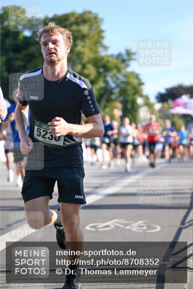 07.09.2025 - BARMER Alsterlauf Dr. Thomas Lammeyer http://msf.ph/oto/8708352 07.09.2025 09:30:30 Laufen 16136, 5230 meine-sportfotos.de
