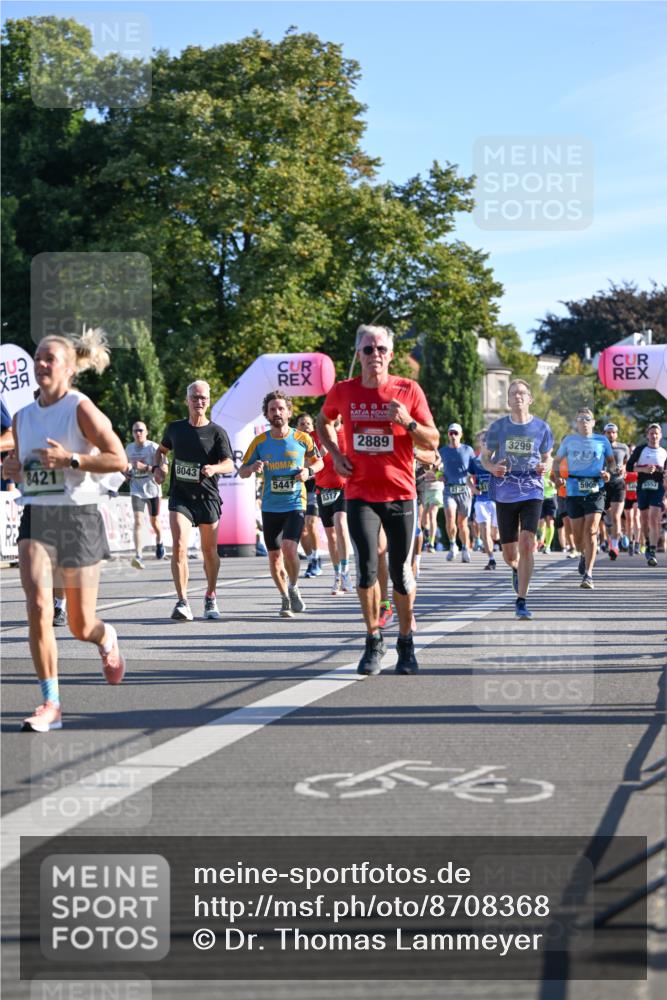 07.09.2025 - BARMER Alsterlauf Dr. Thomas Lammeyer http://msf.ph/oto/8708368 07.09.2025 09:30:33 Laufen 8043, 8421, 5441, 8317, 2889, 2122, 3299, 5905 meine-sportfotos.de