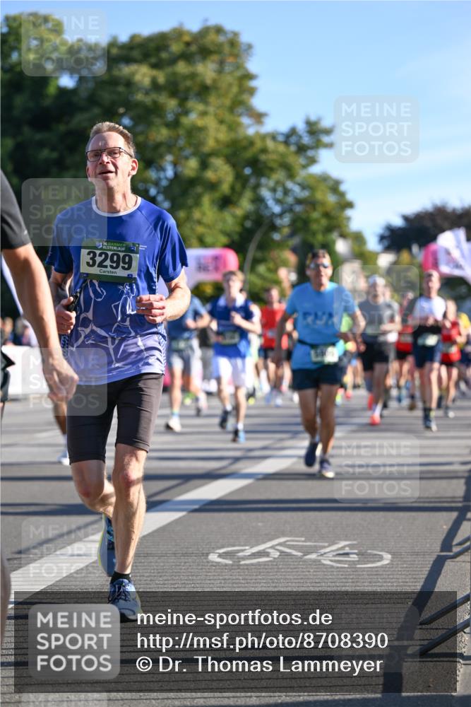 07.09.2025 - BARMER Alsterlauf Dr. Thomas Lammeyer http://msf.ph/oto/8708390 07.09.2025 09:30:36 Laufen 3299, 138 meine-sportfotos.de