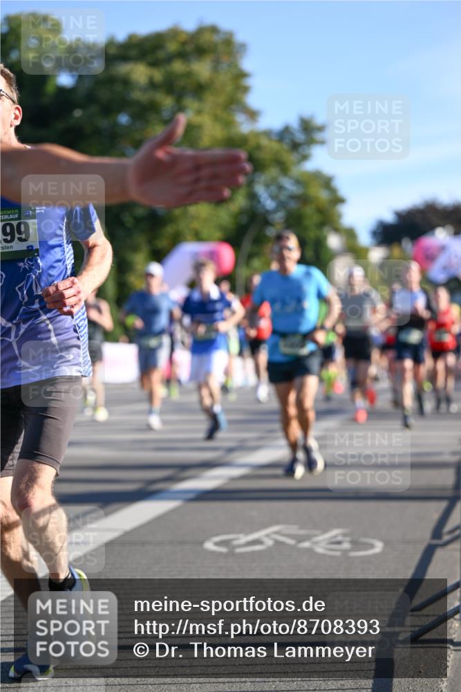 07.09.2025 - BARMER Alsterlauf Dr. Thomas Lammeyer http://msf.ph/oto/8708393 07.09.2025 09:30:37 Laufen 99, 1 meine-sportfotos.de