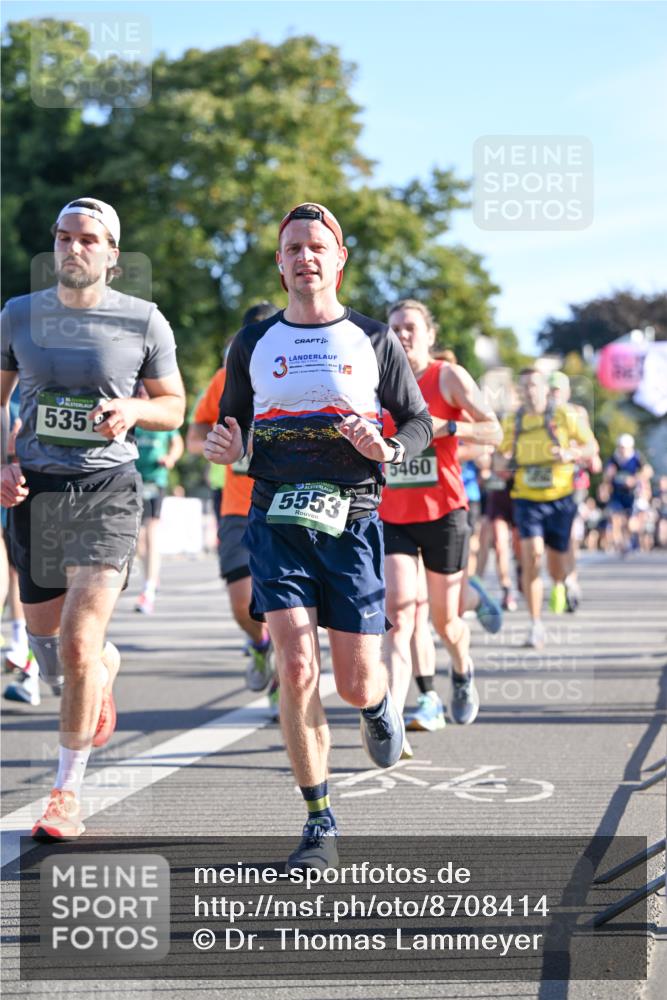 07.09.2025 - BARMER Alsterlauf Dr. Thomas Lammeyer http://msf.ph/oto/8708414 07.09.2025 09:30:41 Laufen 535, 3, 5553, 5460 meine-sportfotos.de
