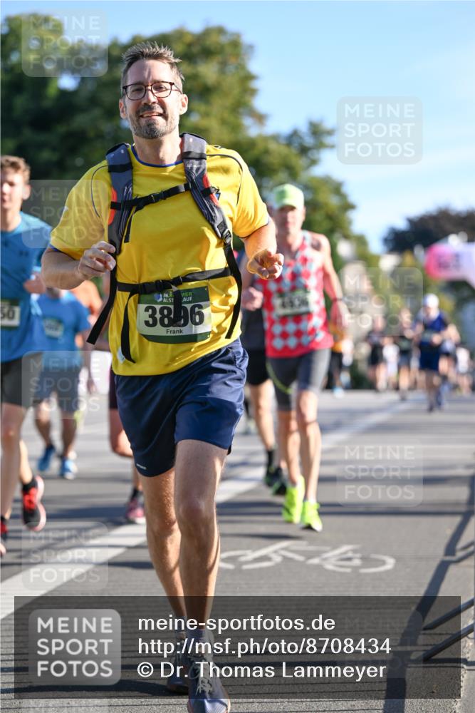 07.09.2025 - BARMER Alsterlauf Dr. Thomas Lammeyer http://msf.ph/oto/8708434 07.09.2025 09:30:44 Laufen 50, 1, 36, 3896, 44 meine-sportfotos.de