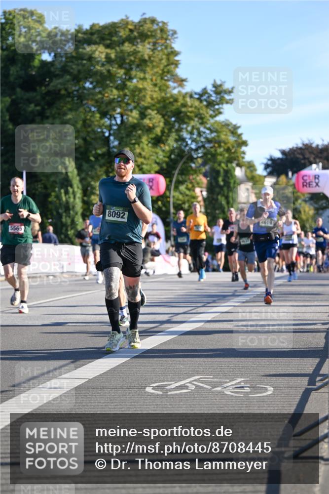 07.09.2025 - BARMER Alsterlauf Dr. Thomas Lammeyer http://msf.ph/oto/8708445 07.09.2025 09:30:46 Laufen 5565, 8092, 4619 meine-sportfotos.de