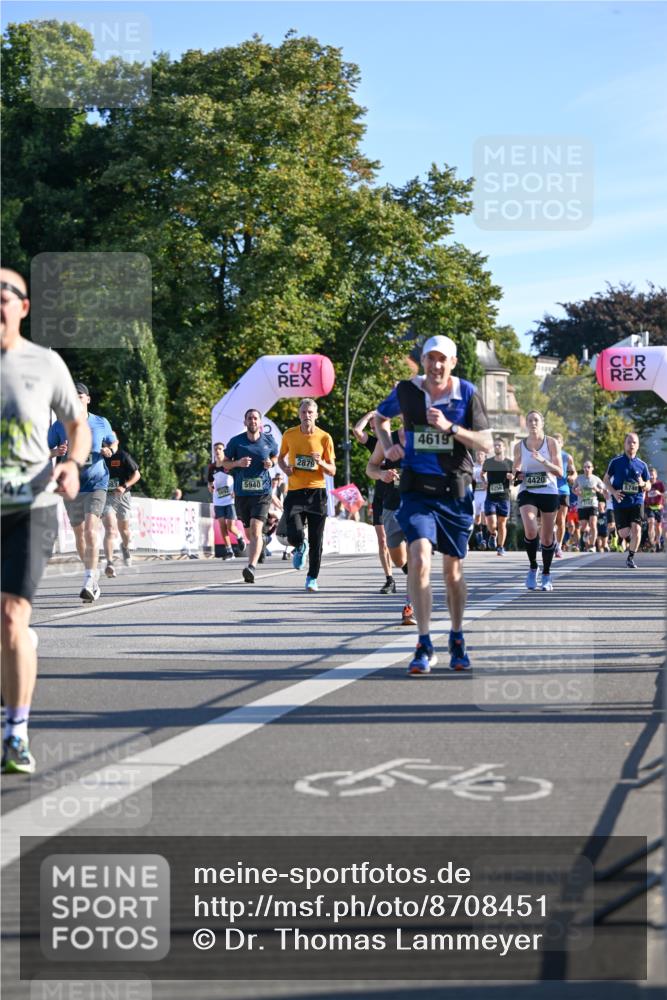 07.09.2025 - BARMER Alsterlauf Dr. Thomas Lammeyer http://msf.ph/oto/8708451 07.09.2025 09:30:48 Laufen 42, 5940, 2879, 4619, 1130, 4420, 6256 meine-sportfotos.de