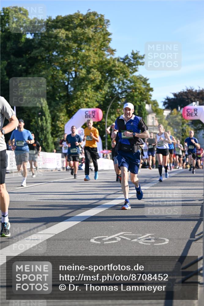 07.09.2025 - BARMER Alsterlauf Dr. Thomas Lammeyer http://msf.ph/oto/8708452 07.09.2025 09:30:48 Laufen 5646 meine-sportfotos.de