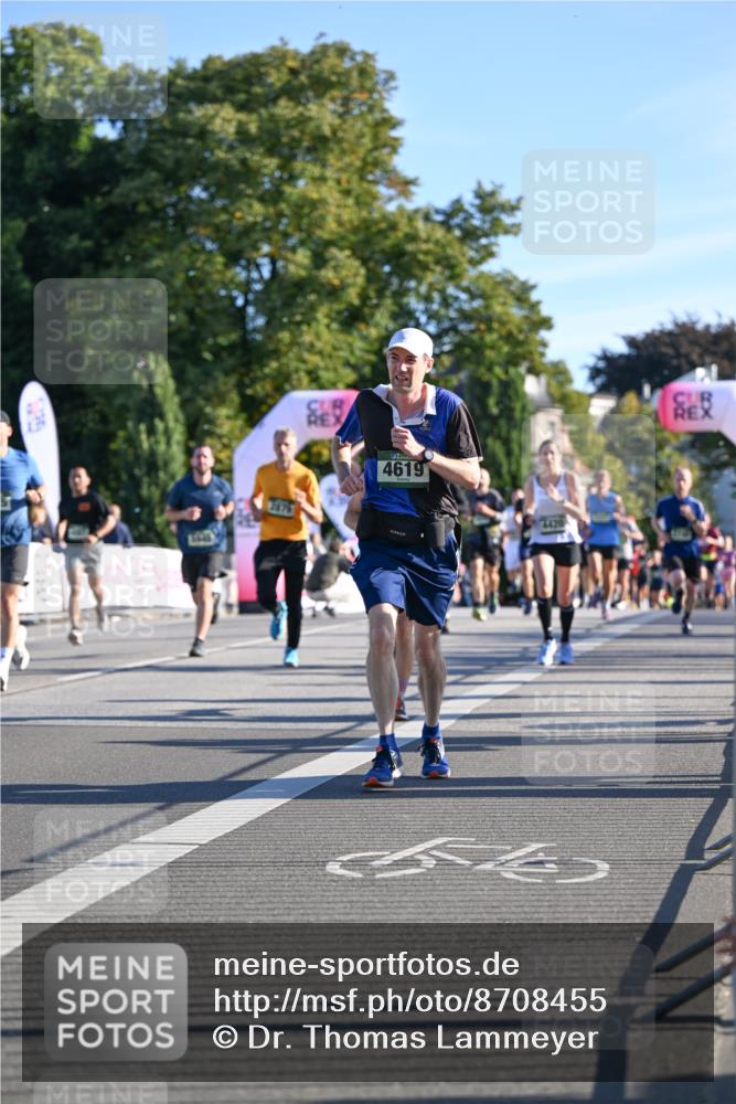 07.09.2025 - BARMER Alsterlauf Dr. Thomas Lammeyer http://msf.ph/oto/8708455 07.09.2025 09:30:49 Laufen 2475, 4619, 4420 meine-sportfotos.de