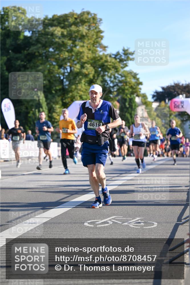 07.09.2025 - BARMER Alsterlauf Dr. Thomas Lammeyer http://msf.ph/oto/8708457 07.09.2025 09:30:49 Laufen 4619 meine-sportfotos.de