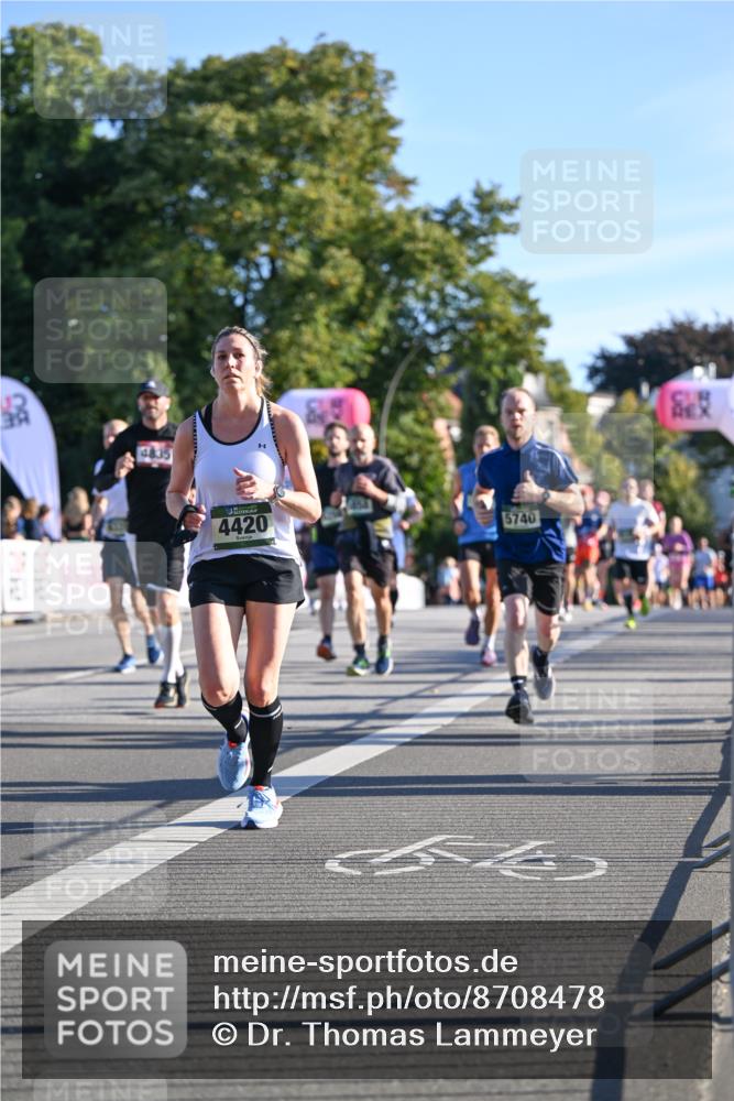 07.09.2025 - BARMER Alsterlauf Dr. Thomas Lammeyer http://msf.ph/oto/8708478 07.09.2025 09:30:52 Laufen 4835, 4420, 5740 meine-sportfotos.de