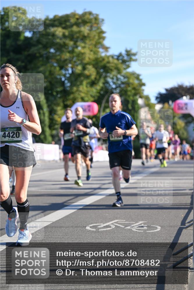 07.09.2025 - BARMER Alsterlauf Dr. Thomas Lammeyer http://msf.ph/oto/8708482 07.09.2025 09:30:53 Laufen 136, 4420, 5740 meine-sportfotos.de