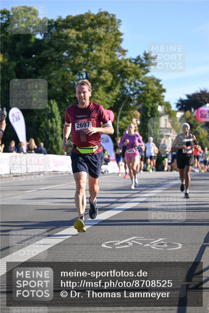 07.09.2025 - BARMER Alsterlauf Dr. Thomas Lammeyer http://msf.ph/oto/8708525 07.09.2025 09:31:01 Laufen 2697, 2501 meine-sportfotos.de