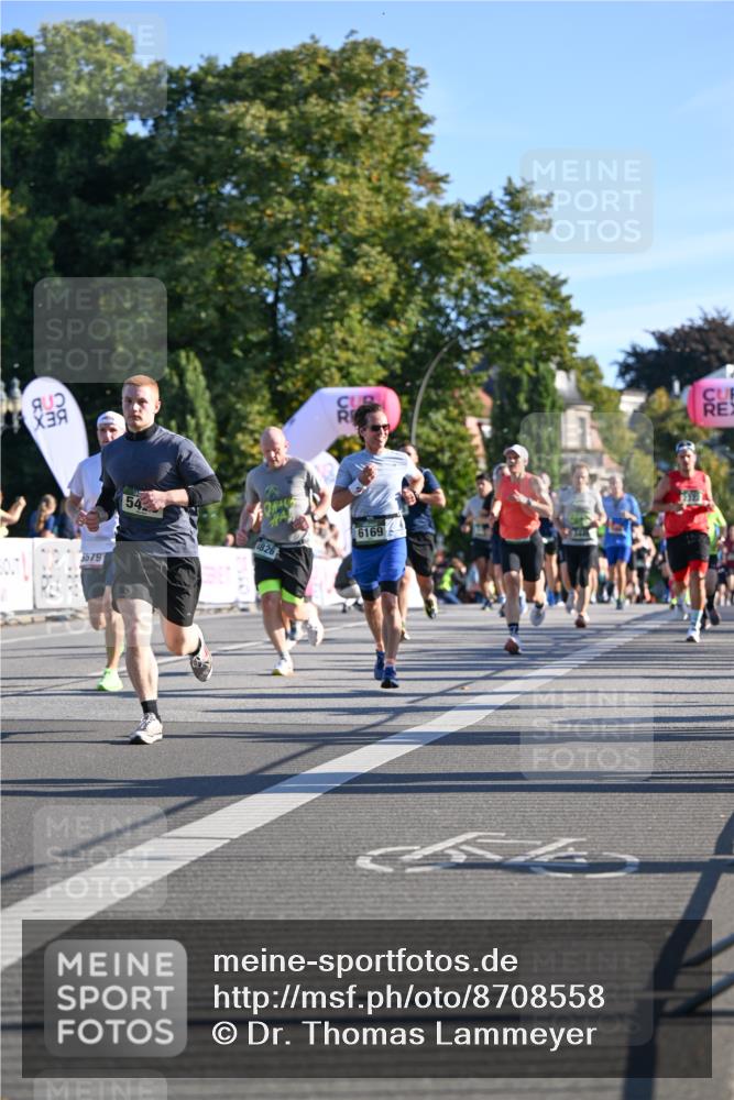 07.09.2025 - BARMER Alsterlauf Dr. Thomas Lammeyer http://msf.ph/oto/8708558 07.09.2025 09:31:07 Laufen 3579, 54, 1826, 6169, 12322 meine-sportfotos.de