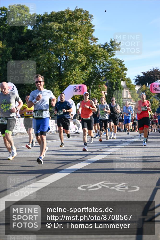 07.09.2025 - BARMER Alsterlauf Dr. Thomas Lammeyer http://msf.ph/oto/8708567 07.09.2025 09:31:09 Laufen 4658, 6169, 5215, 4826, 3449, 2322 meine-sportfotos.de