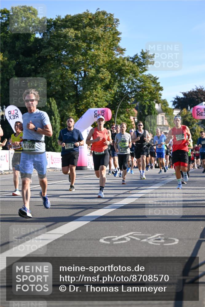 07.09.2025 - BARMER Alsterlauf Dr. Thomas Lammeyer http://msf.ph/oto/8708570 07.09.2025 09:31:09 Laufen 4058, 6169, 5215, 3449, 2322 meine-sportfotos.de
