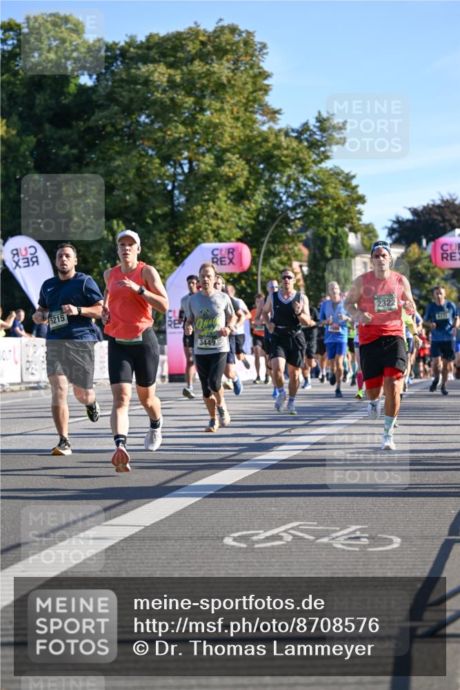 07.09.2025 - BARMER Alsterlauf Dr. Thomas Lammeyer http://msf.ph/oto/8708576 07.09.2025 09:31:10 Laufen 5215, 3449, 2322, 5774 meine-sportfotos.de
