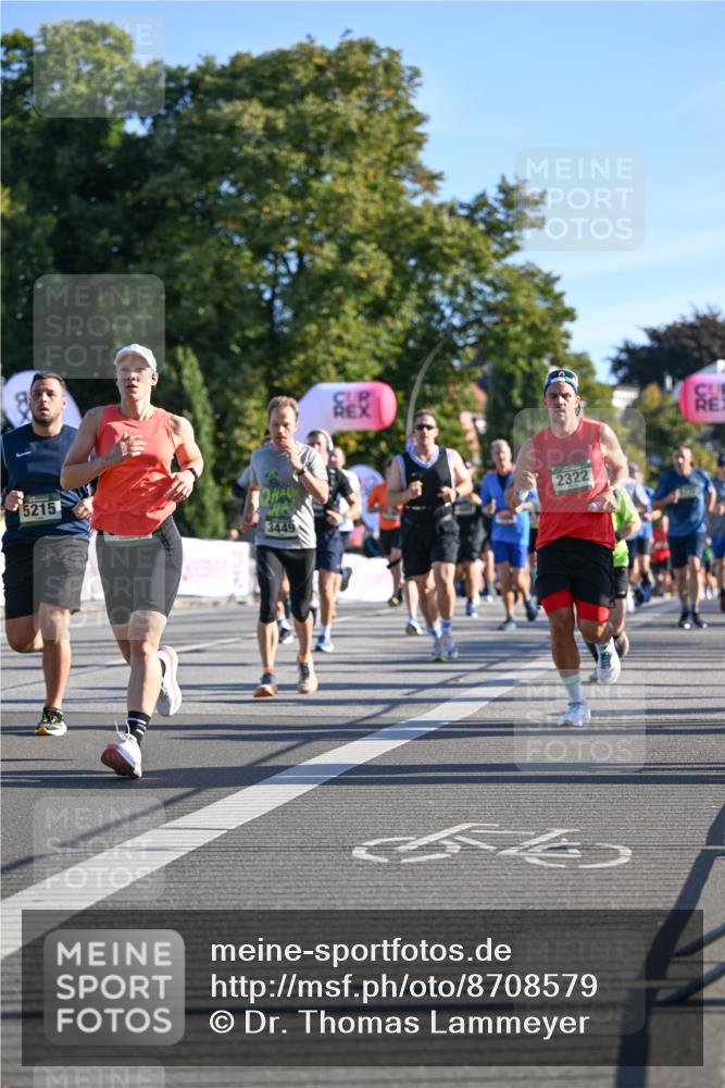07.09.2025 - BARMER Alsterlauf Dr. Thomas Lammeyer http://msf.ph/oto/8708579 07.09.2025 09:31:10 Laufen 5215, 3449, 2322 meine-sportfotos.de