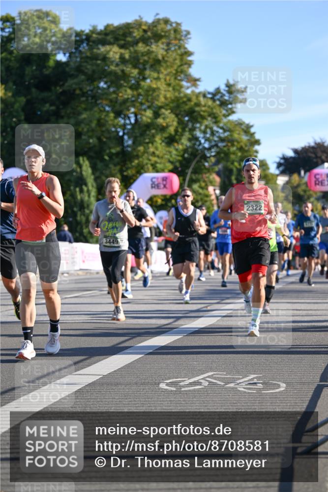 07.09.2025 - BARMER Alsterlauf Dr. Thomas Lammeyer http://msf.ph/oto/8708581 07.09.2025 09:31:11 Laufen 3449, 2322 meine-sportfotos.de