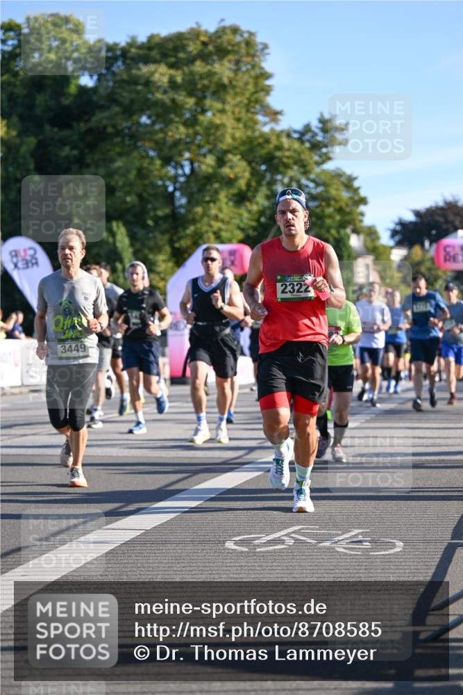 07.09.2025 - BARMER Alsterlauf Dr. Thomas Lammeyer http://msf.ph/oto/8708585 07.09.2025 09:31:12 Laufen 842, 3449, 2322 meine-sportfotos.de