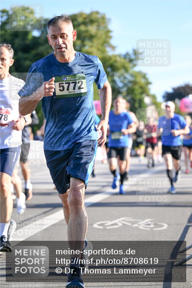 07.09.2025 - BARMER Alsterlauf Dr. Thomas Lammeyer http://msf.ph/oto/8708619 07.09.2025 09:31:17 Laufen 78, 36, 5772, 654 meine-sportfotos.de