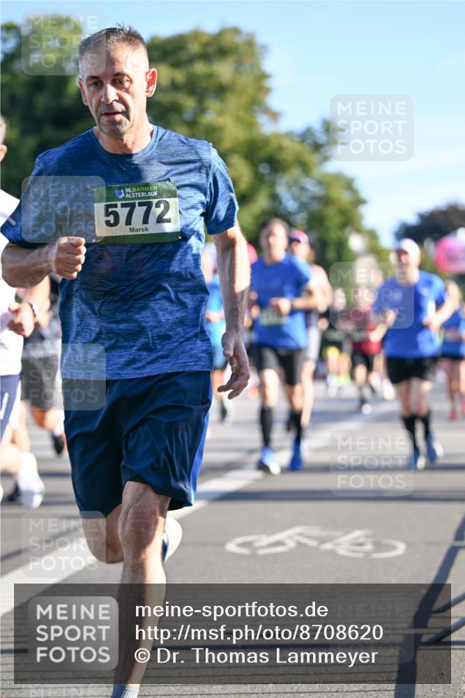 07.09.2025 - BARMER Alsterlauf Dr. Thomas Lammeyer http://msf.ph/oto/8708620 07.09.2025 09:31:17 Laufen 36, 5772 meine-sportfotos.de