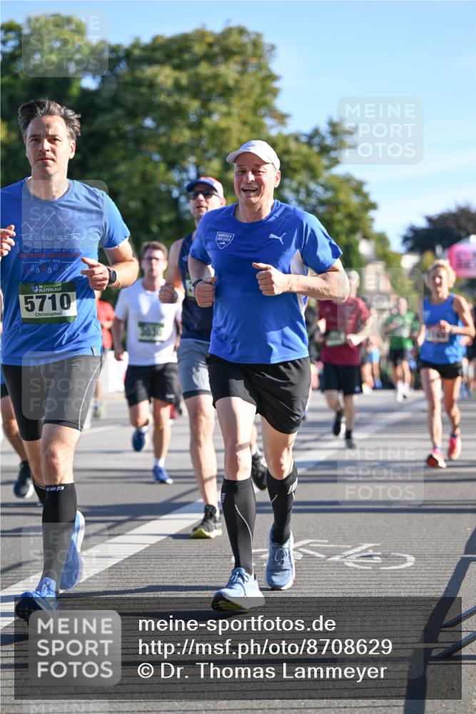 07.09.2025 - BARMER Alsterlauf Dr. Thomas Lammeyer http://msf.ph/oto/8708629 07.09.2025 09:31:19 Laufen 1906, 36, 5710 meine-sportfotos.de