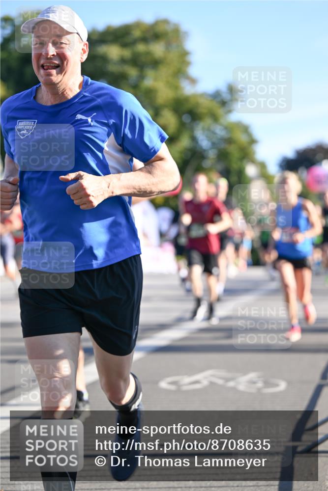 07.09.2025 - BARMER Alsterlauf Dr. Thomas Lammeyer http://msf.ph/oto/8708635 07.09.2025 09:31:20 Laufen  meine-sportfotos.de