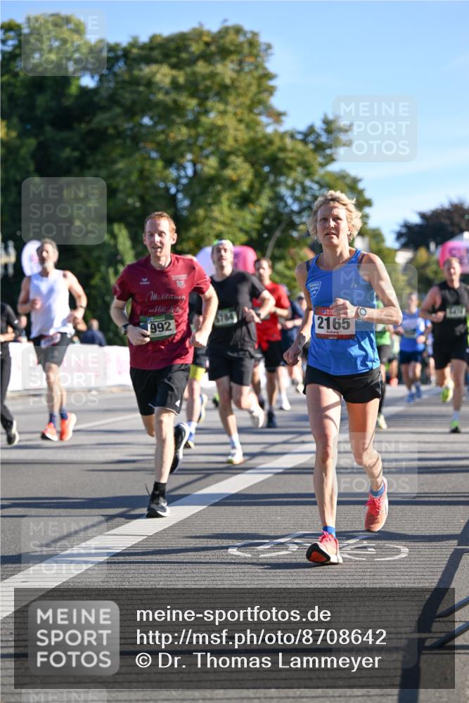 07.09.2025 - BARMER Alsterlauf Dr. Thomas Lammeyer http://msf.ph/oto/8708642 07.09.2025 09:31:21 Laufen 19, 992, 2165, 6421 meine-sportfotos.de