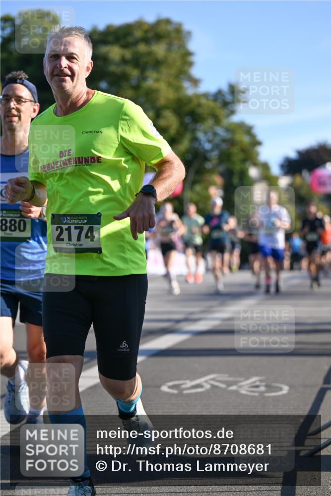07.09.2025 - BARMER Alsterlauf Dr. Thomas Lammeyer http://msf.ph/oto/8708681 07.09.2025 09:31:28 Laufen 880, 36, 2174, 8, 654 meine-sportfotos.de