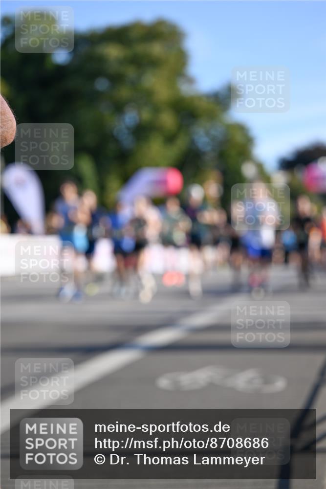 07.09.2025 - BARMER Alsterlauf Dr. Thomas Lammeyer http://msf.ph/oto/8708686 07.09.2025 09:31:28 Laufen  meine-sportfotos.de