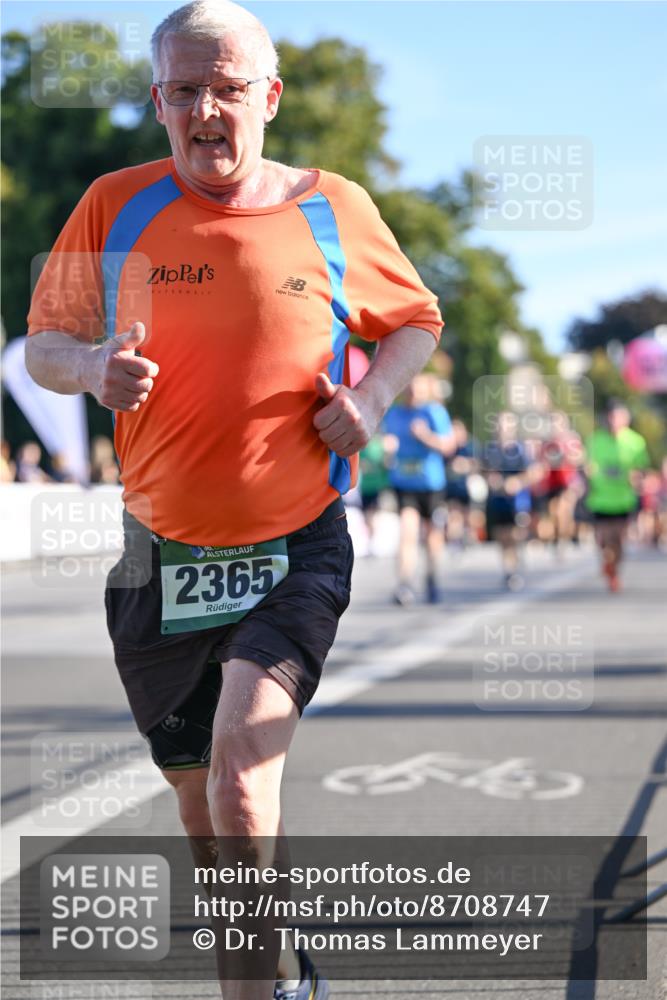 07.09.2025 - BARMER Alsterlauf Dr. Thomas Lammeyer http://msf.ph/oto/8708747 07.09.2025 09:31:38 Laufen 2365 meine-sportfotos.de