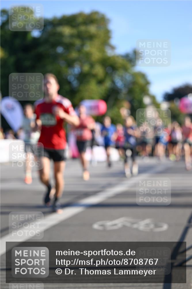 07.09.2025 - BARMER Alsterlauf Dr. Thomas Lammeyer http://msf.ph/oto/8708767 07.09.2025 09:31:44 Laufen  meine-sportfotos.de