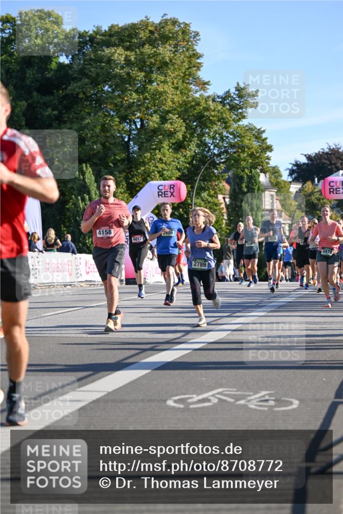 07.09.2025 - BARMER Alsterlauf Dr. Thomas Lammeyer http://msf.ph/oto/8708772 07.09.2025 09:31:45 Laufen 4158, 6017, 2609, 2789, 2010, 2508, 4979 meine-sportfotos.de