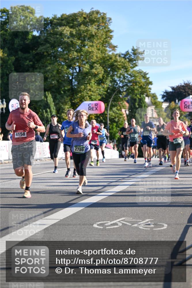 07.09.2025 - BARMER Alsterlauf Dr. Thomas Lammeyer http://msf.ph/oto/8708777 07.09.2025 09:31:46 Laufen 4158, 6017, 2789, 2010, 4979 meine-sportfotos.de