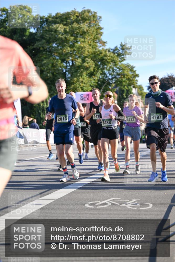 07.09.2025 - BARMER Alsterlauf Dr. Thomas Lammeyer http://msf.ph/oto/8708802 07.09.2025 09:31:50 Laufen 2010, 133, 4439, 6222, 4797, 6288 meine-sportfotos.de