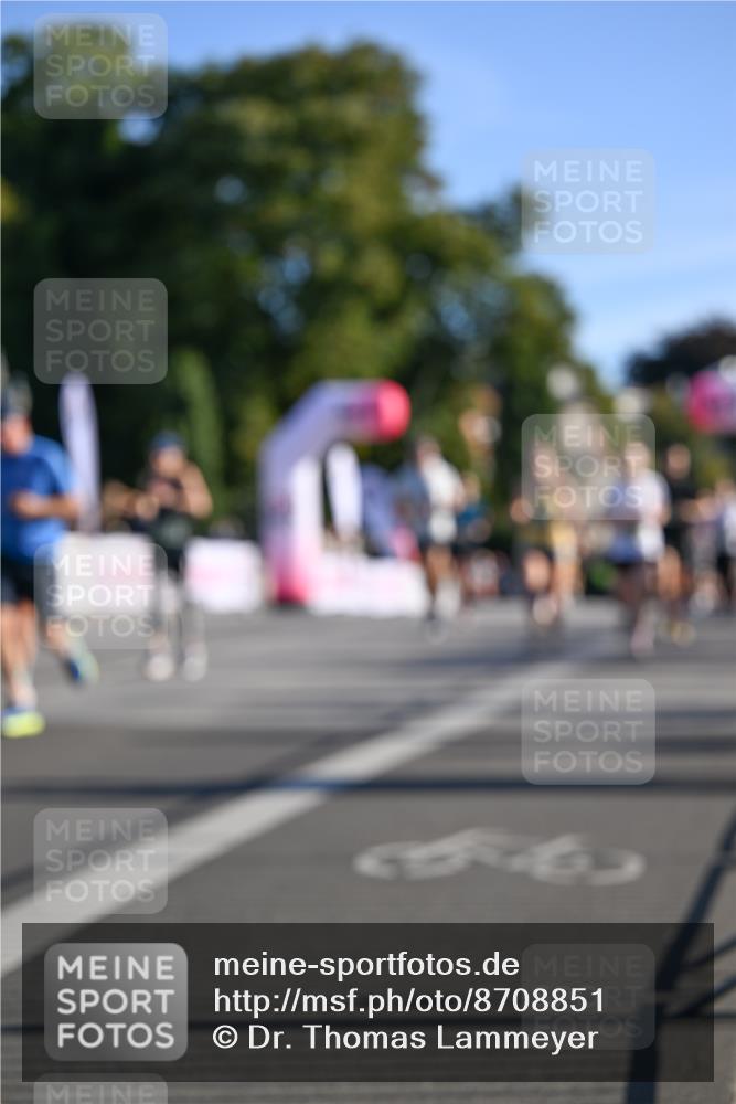 07.09.2025 - BARMER Alsterlauf Dr. Thomas Lammeyer http://msf.ph/oto/8708851 07.09.2025 09:31:57 Laufen  meine-sportfotos.de