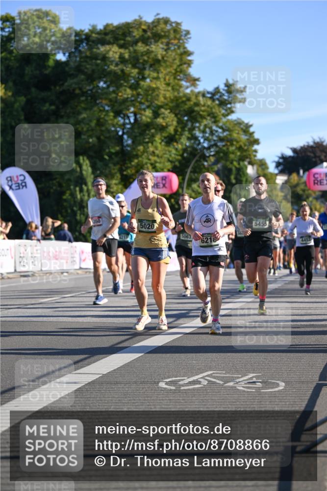 07.09.2025 - BARMER Alsterlauf Dr. Thomas Lammeyer http://msf.ph/oto/8708866 07.09.2025 09:32:00 Laufen 350, 5020, 5455, 5063, 6218, 4453 meine-sportfotos.de