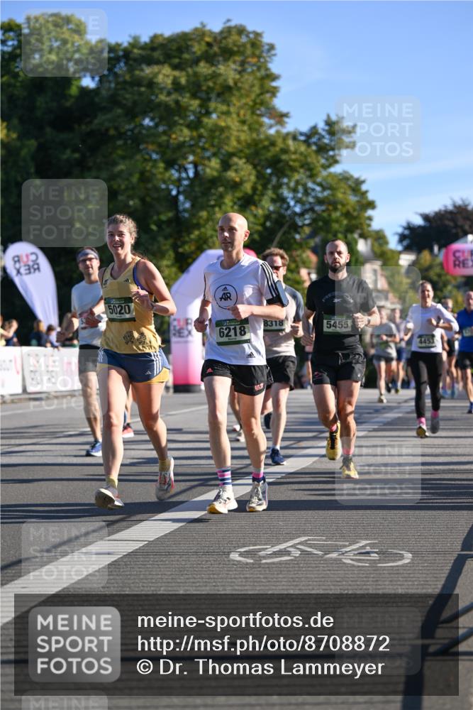 07.09.2025 - BARMER Alsterlauf Dr. Thomas Lammeyer http://msf.ph/oto/8708872 07.09.2025 09:32:01 Laufen 5020, 8318, 5455, 6218, 4453, 55 meine-sportfotos.de