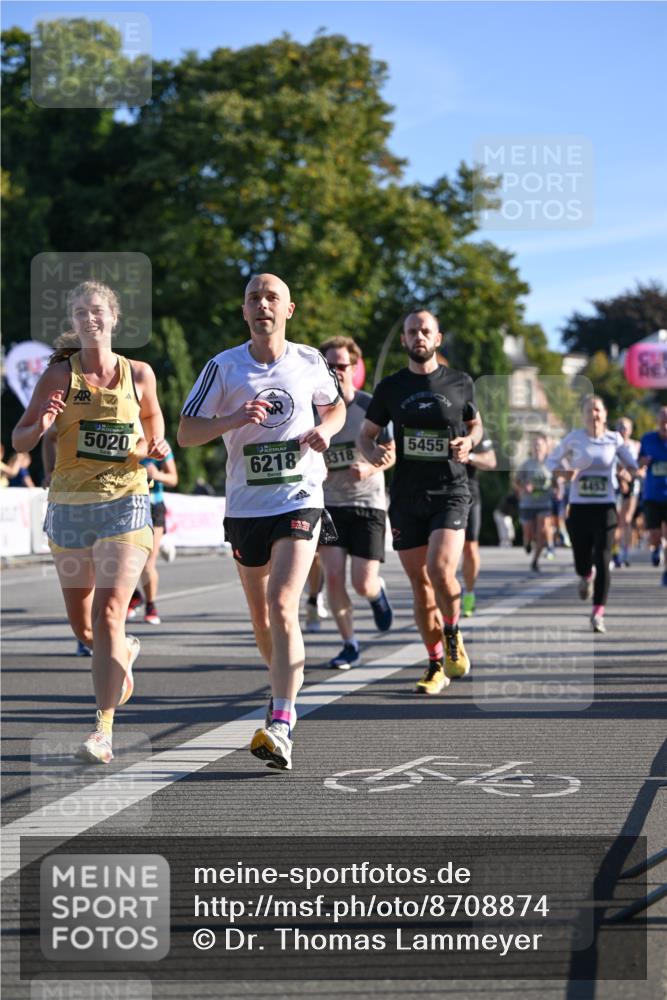 07.09.2025 - BARMER Alsterlauf Dr. Thomas Lammeyer http://msf.ph/oto/8708874 07.09.2025 09:32:01 Laufen 5020, 6218, 8318, 5455 meine-sportfotos.de