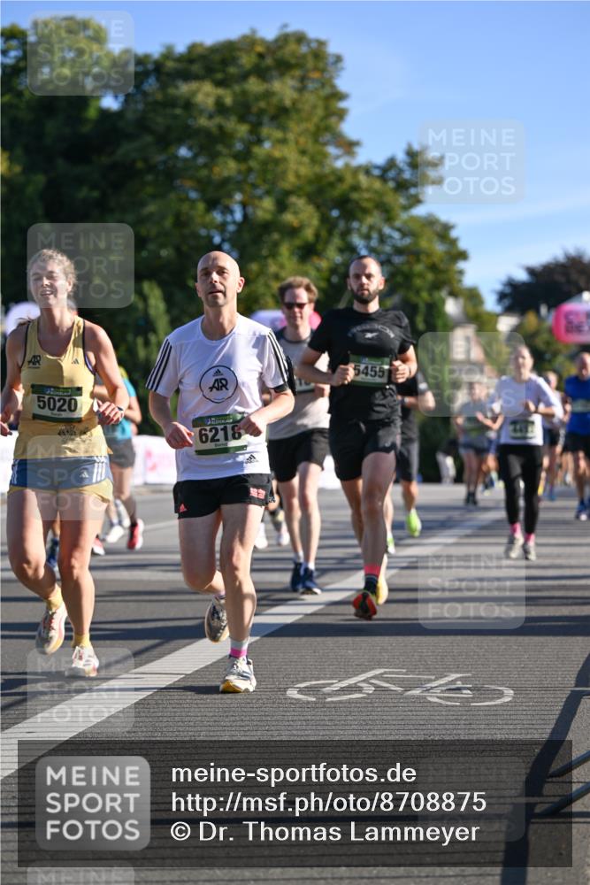 07.09.2025 - BARMER Alsterlauf Dr. Thomas Lammeyer http://msf.ph/oto/8708875 07.09.2025 09:32:02 Laufen 5020, 6218, 5455 meine-sportfotos.de