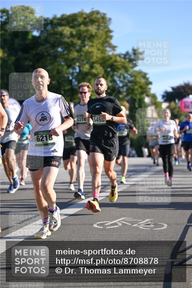 07.09.2025 - BARMER Alsterlauf Dr. Thomas Lammeyer http://msf.ph/oto/8708878 07.09.2025 09:32:02 Laufen 8318, 5455, 36, 6218 meine-sportfotos.de