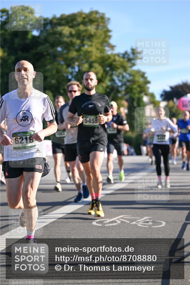 07.09.2025 - BARMER Alsterlauf Dr. Thomas Lammeyer http://msf.ph/oto/8708880 07.09.2025 09:32:02 Laufen 5455, 36, 6218 meine-sportfotos.de