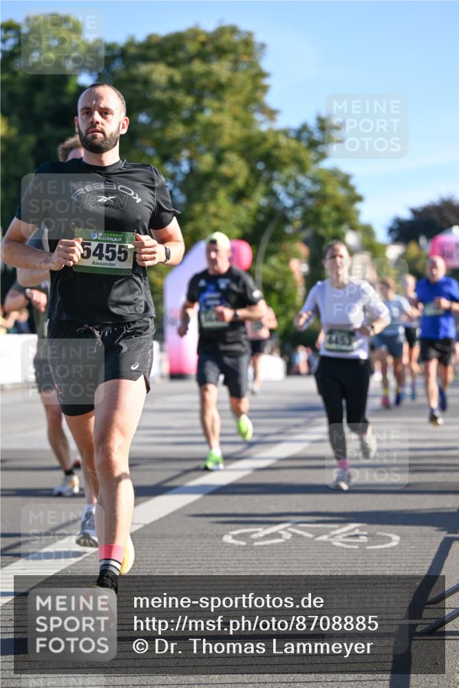 07.09.2025 - BARMER Alsterlauf Dr. Thomas Lammeyer http://msf.ph/oto/8708885 07.09.2025 09:32:03 Laufen 36, 5455 meine-sportfotos.de