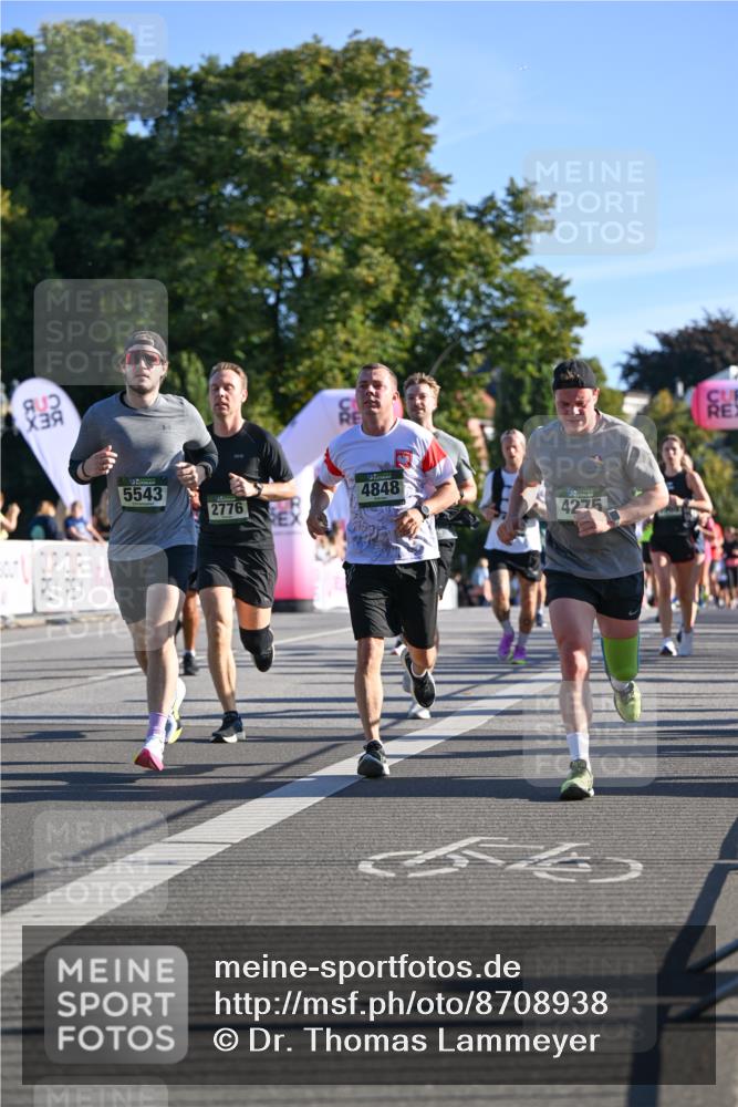 07.09.2025 - BARMER Alsterlauf Dr. Thomas Lammeyer http://msf.ph/oto/8708938 07.09.2025 09:32:11 Laufen 5543, 4848, 2776, 4275 meine-sportfotos.de