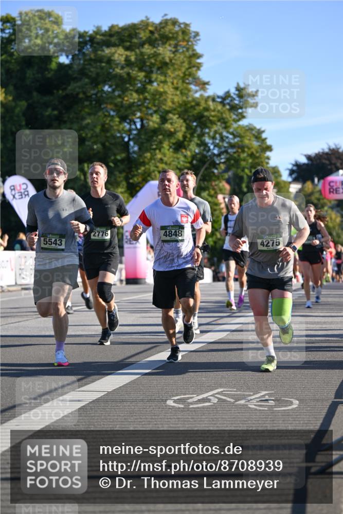 07.09.2025 - BARMER Alsterlauf Dr. Thomas Lammeyer http://msf.ph/oto/8708939 07.09.2025 09:32:11 Laufen 5543, 2776, 4848, 4275 meine-sportfotos.de